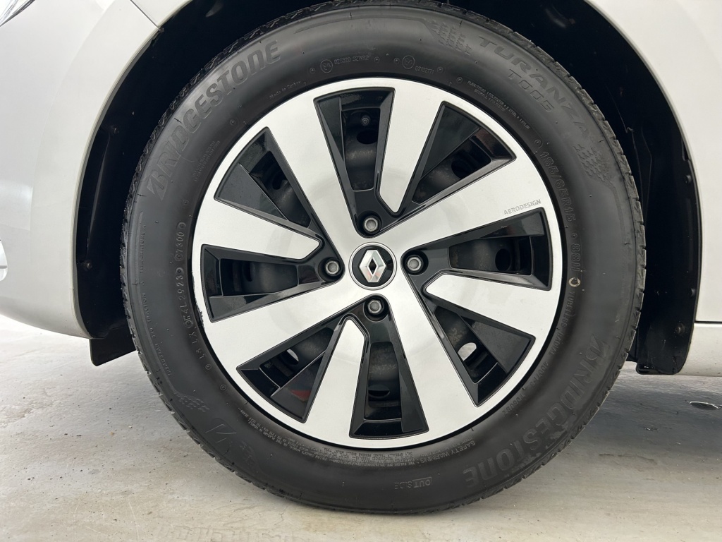 RENAULT Clio Equilibre TCe 90 - ref: 6-2971x249196 - Photo 20