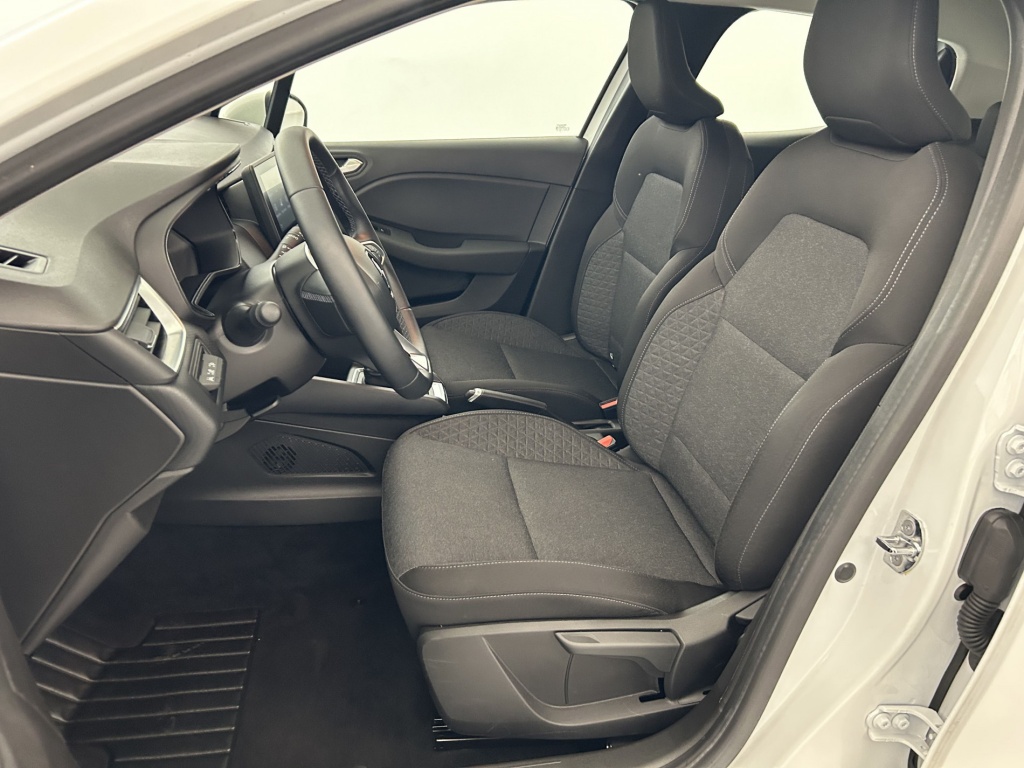 RENAULT Clio Business E-Tech 140 21N - ref: 6-2971x249434 - Photo 13