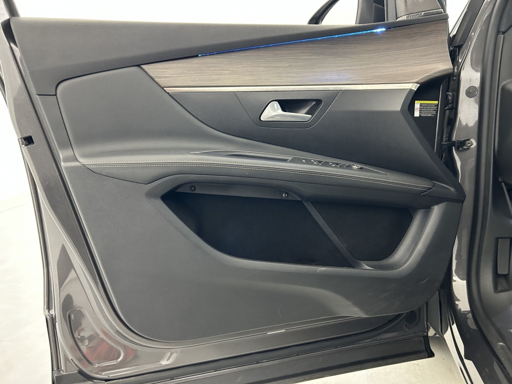 PEUGEOT 3008 GT Pack Hybrid 225 e-EAT8 - ref: 6-2971x249537 - Photo 11