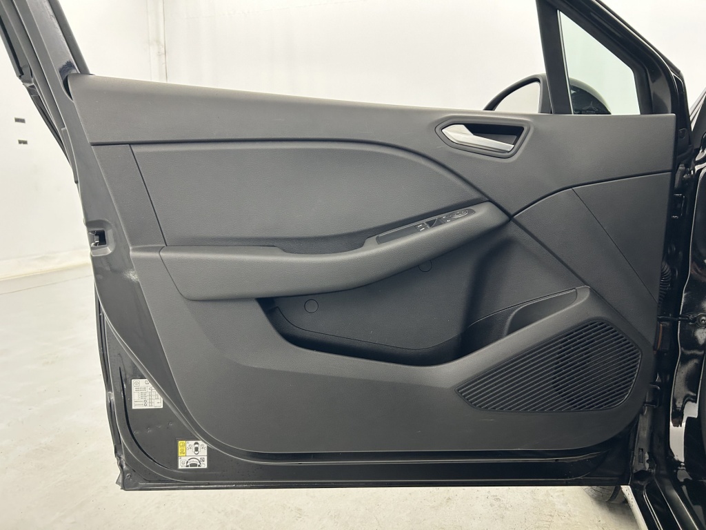 RENAULT Clio Equilibre TCe 90 - ref: 6-2971x249606 - Photo 12