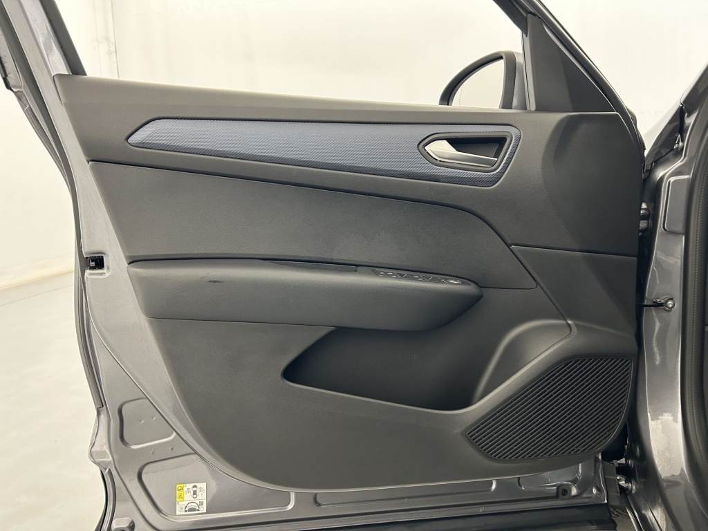 RENAULT Arkana Evolution E-Tech hybride 145 22 - ref: 6-2971x249690 - Photo 12