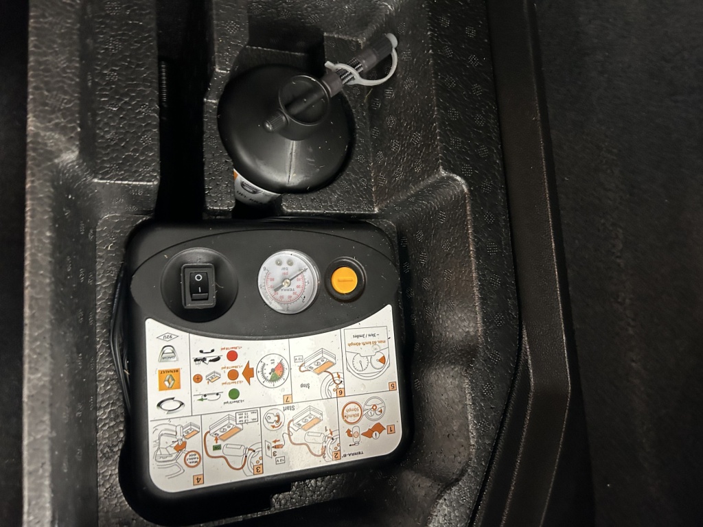 RENAULT Captur Intens E-Tech Plug-in 160 - ref: 6-2971x249757 - Photo 10