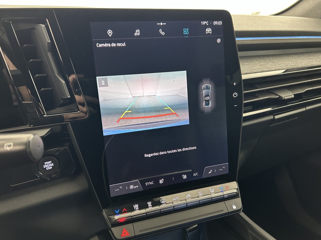 RENAULT Austral Techno E-Tech hybrid 200 - ref: 6-2971x250239 - Photo 19