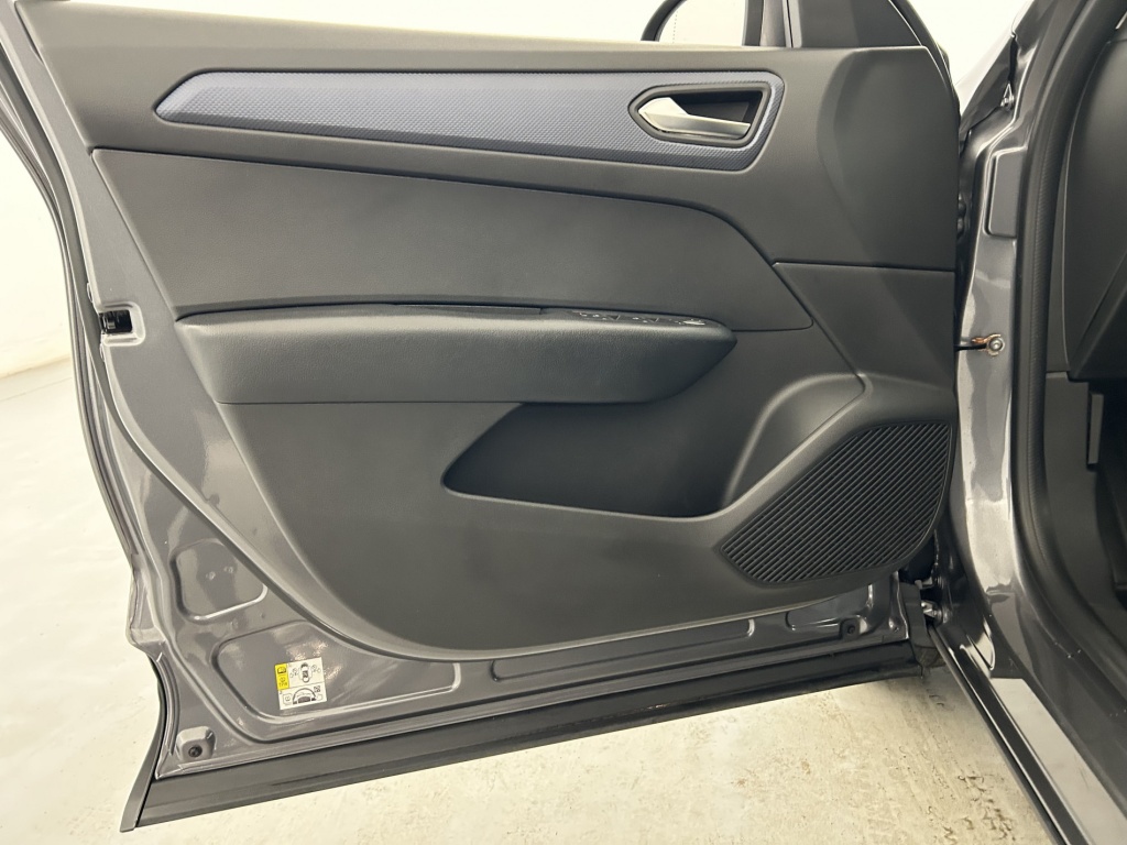 RENAULT Arkana Evolution mild hybrid 140 EDC FAP 22 - ref: 6-2971x250422 - Photo 12