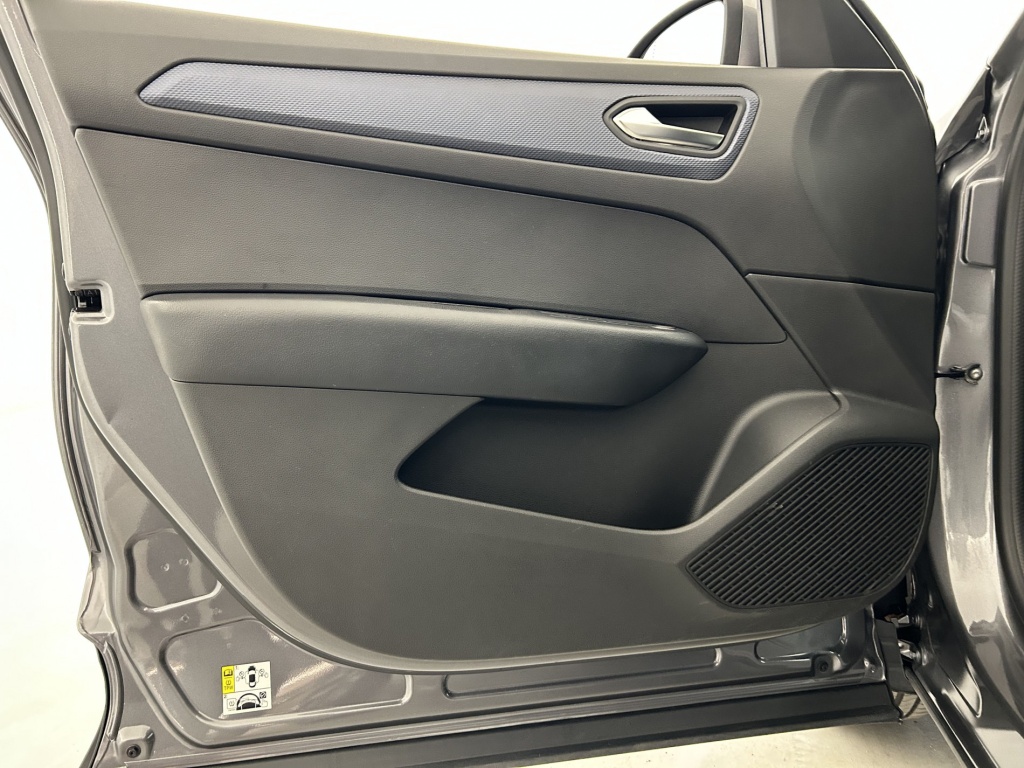 RENAULT Arkana Evolution mild hybrid 140 EDC FAP 22 - ref: 6-2971x250428 - Photo 12