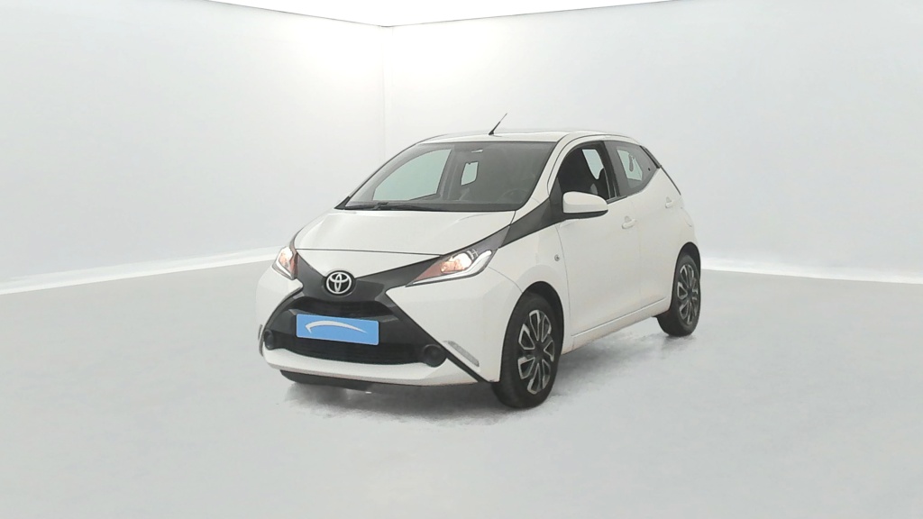 TOYOTA Aygo x-play 1.0 VVT-i - ref: 6-2971x251138 - Photo 1