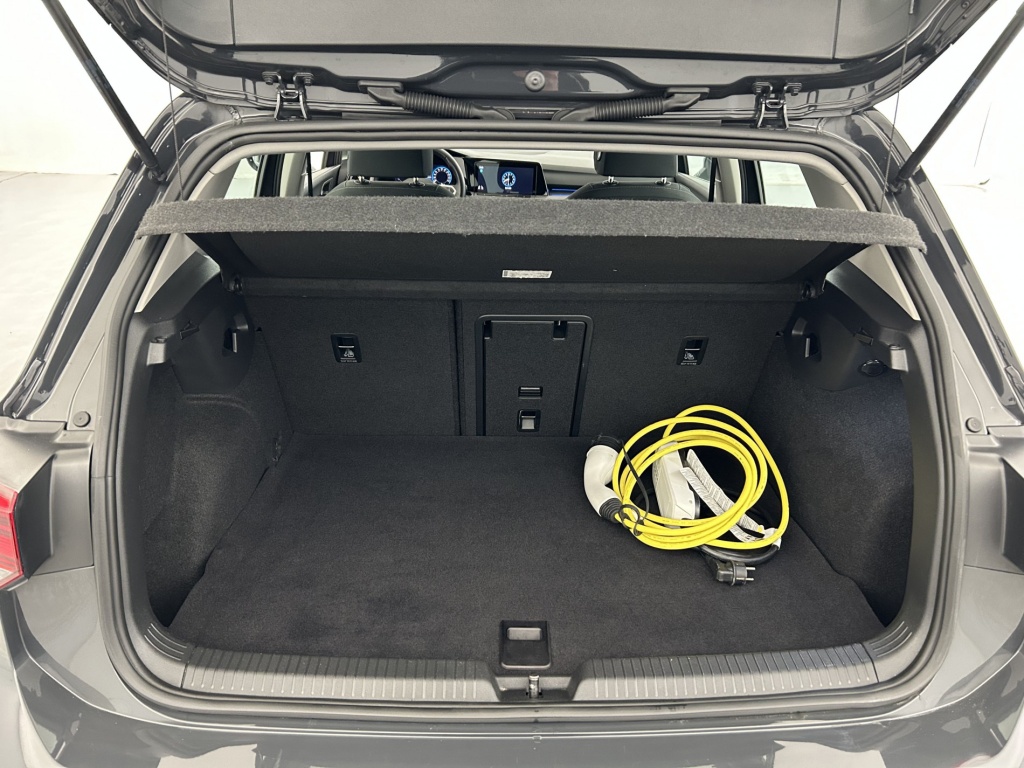 VOLKSWAGEN Golf Style 1st 1.4 Hybrid Rechargeable OPF 204 DSG6 - ref: 6-2971x251169 - Photo 9
