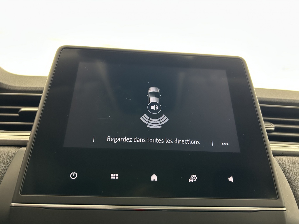 RENAULT Captur Intens TCe 140 21 - ref: 6-2971x251523 - Photo 19