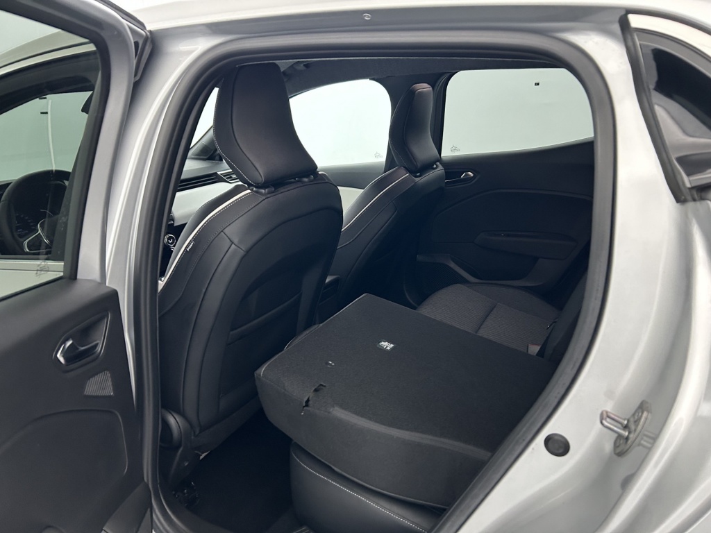 RENAULT Clio Techno TCe 90 - ref: 6-2971x251542 - Photo 11