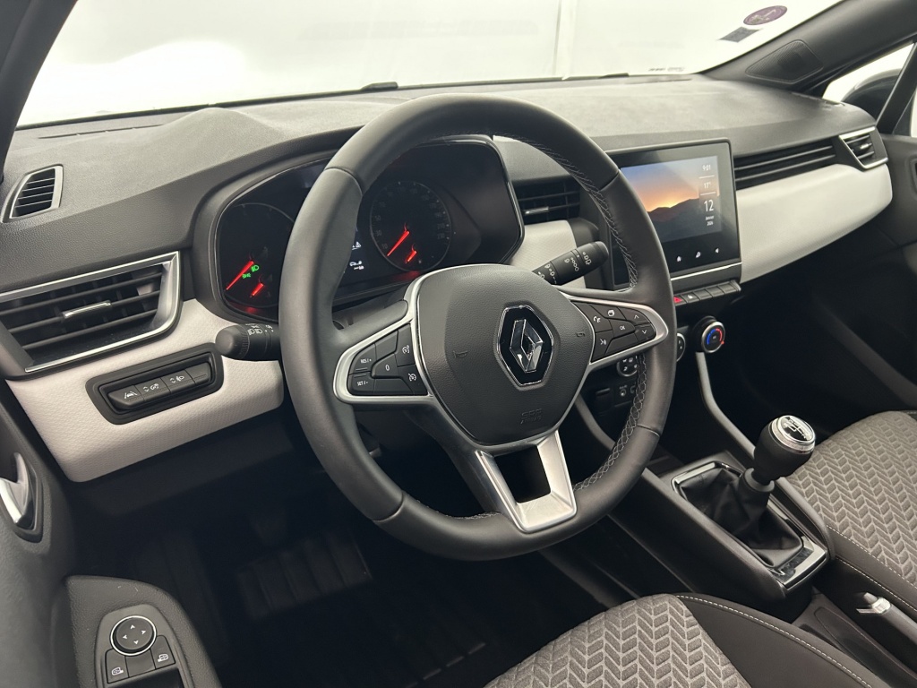 RENAULT Clio Limited TCe 90 21 - ref: 6-2971x251639 - Photo 14