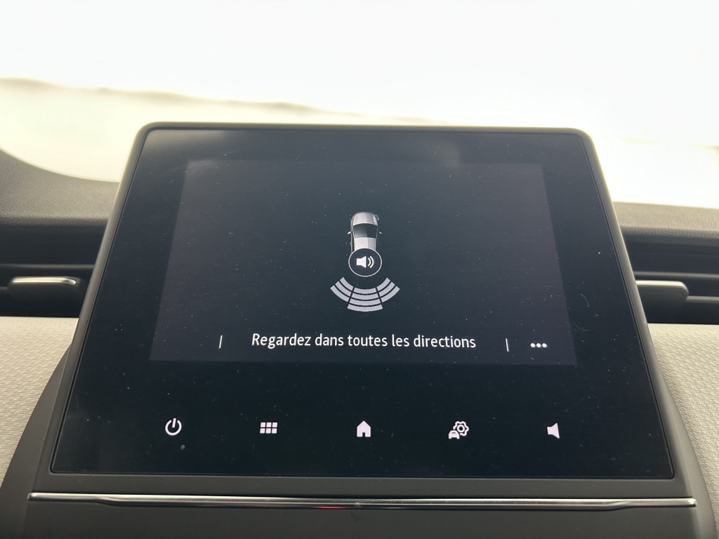 RENAULT Clio Limited TCe 90 21 - ref: 6-2971x251639 - Photo 19