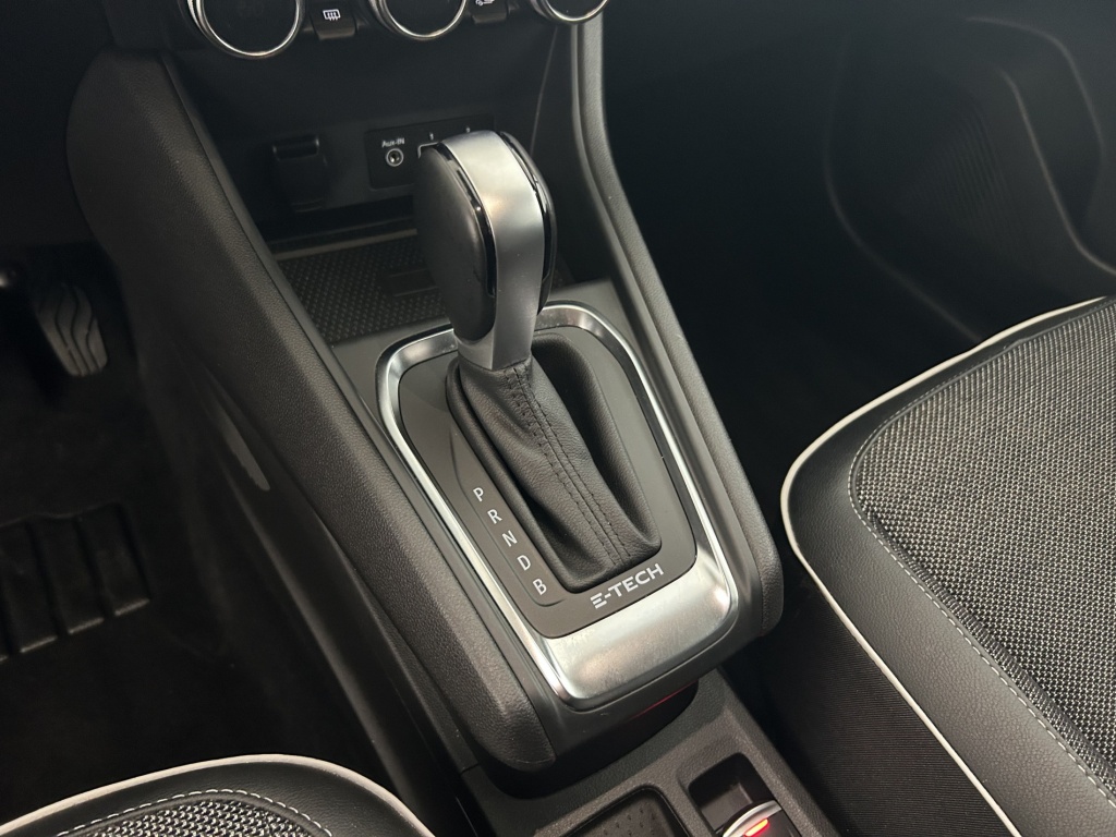 RENAULT Captur Intens E-Tech 145 21 - ref: 6-2971x251735 - Photo 20