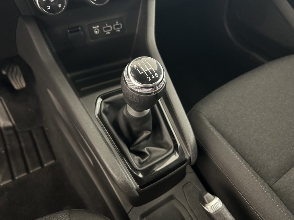 RENAULT Clio Equilibre TCe 90 - ref: 6-2971x252342 - Photo 19