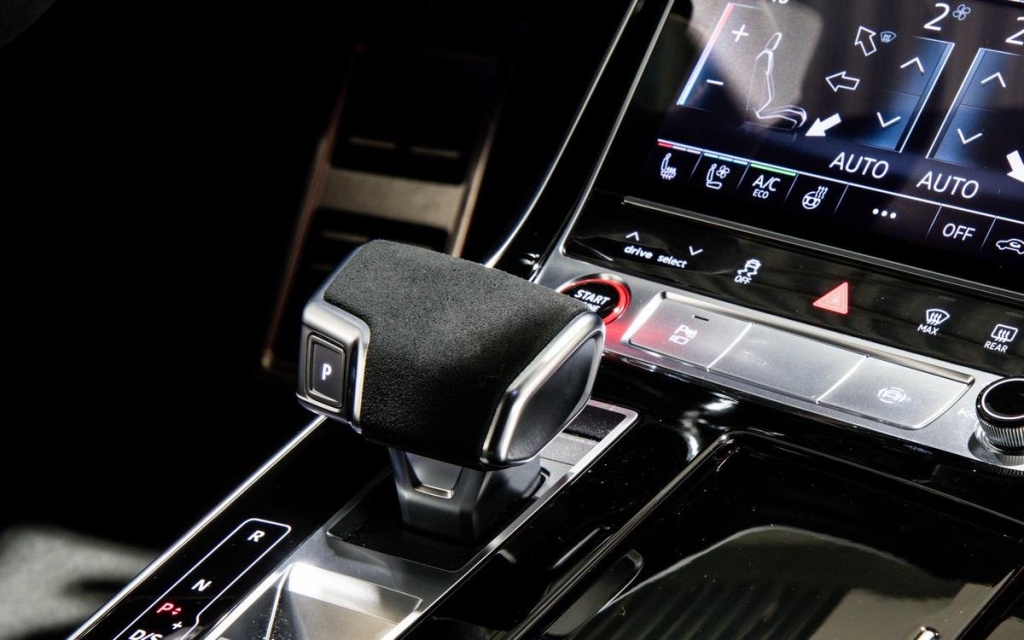 AUDI RSQ8 Performance 4,0 V8 640 hp Tiptronic - ref: 7-26960 - Photo 6