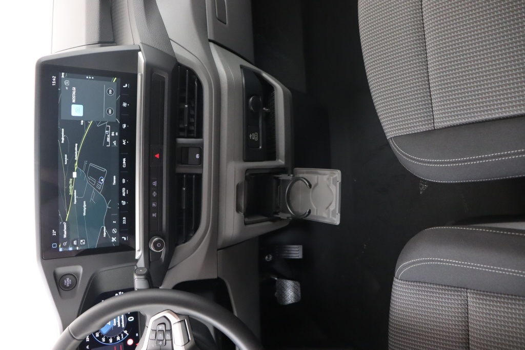 VOLKSWAGEN Transporter T7 LWB 3,1t 2.0 TDI DSG 170 hp - ref: 7-27117 - Photo 14