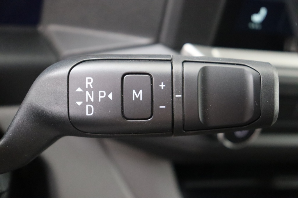 VOLKSWAGEN Transporter T7 LWB 3,1t 2.0 TDI DSG 170 hp - ref: 7-27117 - Photo 20