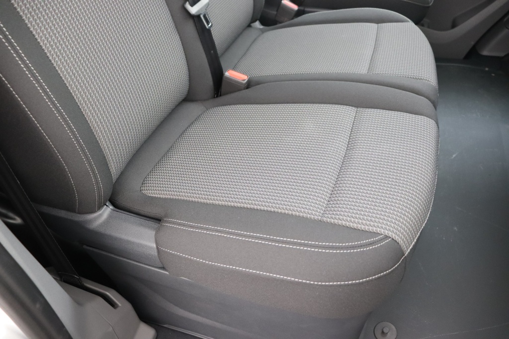 VOLKSWAGEN Transporter T7 LWB 3,1t 2.0 TDI DSG 170 hp - ref: 7-27124 - Photo 17