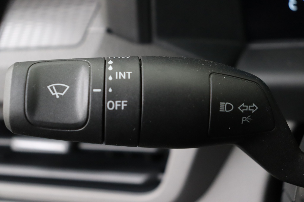 VOLKSWAGEN Transporter T7 LWB 3,3t 4Motion 2.0 TDI DSG 170 hp - ref: 7-27141 - Photo 17