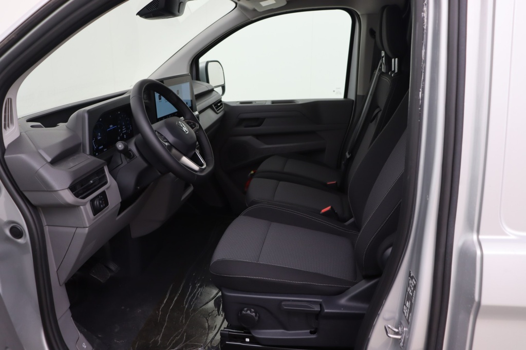 VOLKSWAGEN Transporter T7 LWB 3,3t 4Motion 2.0 TDI DSG 170 hp - ref: 7-27148 - Photo 13