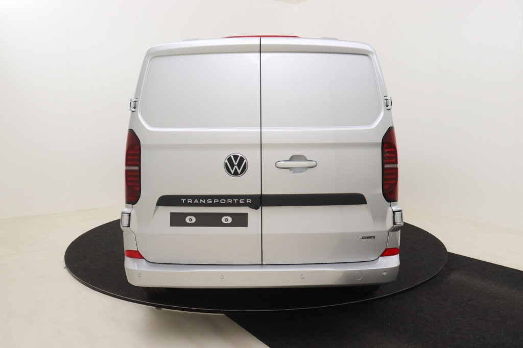 VOLKSWAGEN Transporter T7 LWB 3,3t 4Motion 2.0 TDI DSG 170 hp - ref: 7-27148 - Photo 7