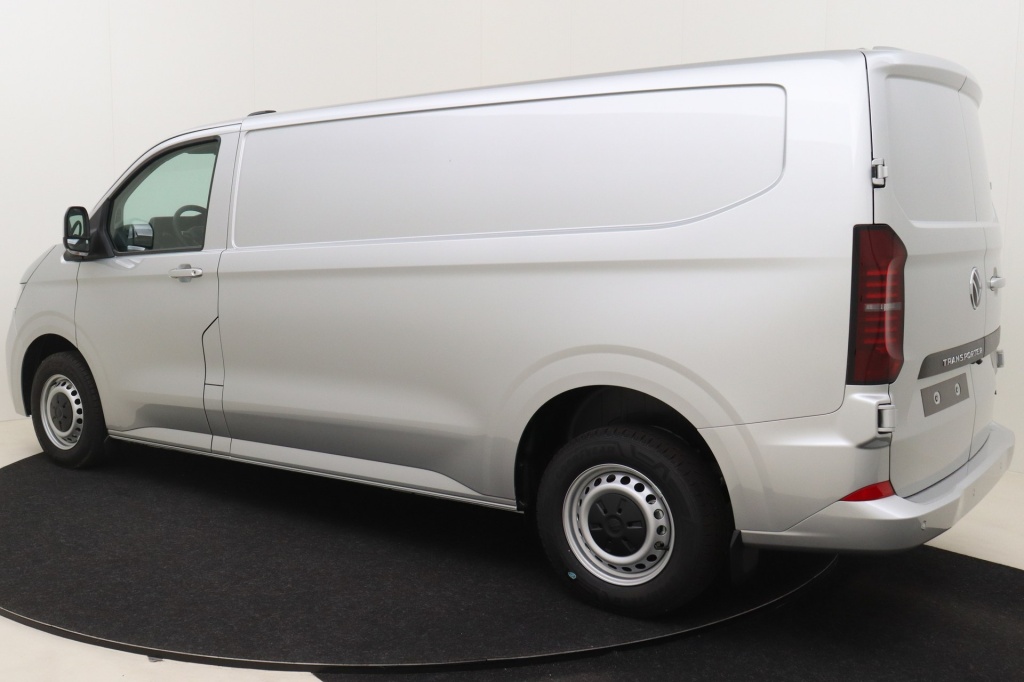 VOLKSWAGEN Transporter T7 LWB 3,3t 4Motion 2.0 TDI DSG 170 hp - ref: 7-27148 - Photo 8