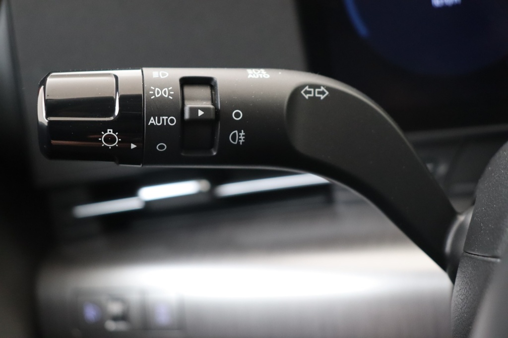 HYUNDAI Kona Feel Comfort. 64,8 kWh 218. - ref: 7-28427 - Photo 20