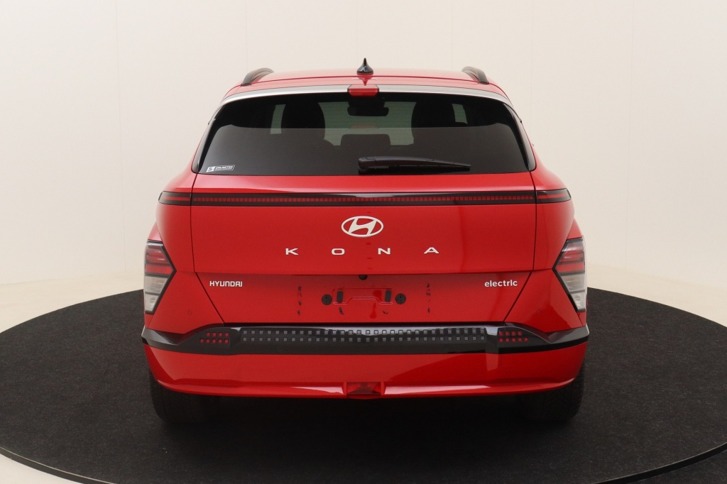 HYUNDAI Kona Feel Comfort. 64,8 kWh 218. - ref: 7-28427 - Photo 8