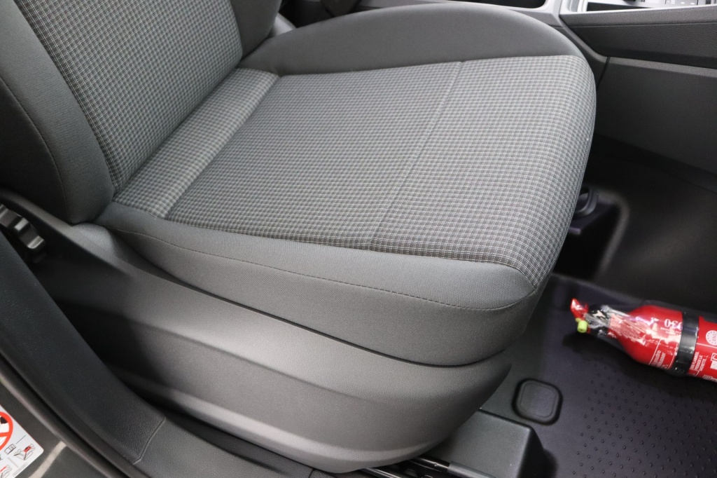 VOLKSWAGEN Caddy Cargo Maxi LWB 2.0 TDI 122 hp DSG7 - ref: 7-30196 - Photo 17