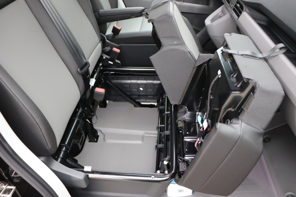 VOLKSWAGEN Crafter 35 Fourgon L5H3 4490 mm 2.0 TDI 177 hp Aut. - ref: 7-30361 - Photo 15