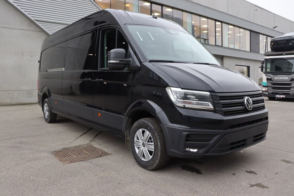 VOLKSWAGEN Crafter 35 Fourgon L4H3 4490 mm 2.0 TDI 177 hp AT8 - ref: 7-35569 - Photo 1