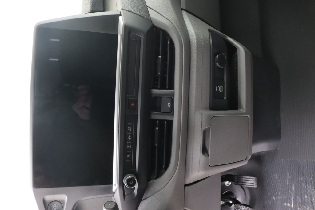 VOLKSWAGEN Transporter T7 Fourgon 3100 mm 2,0 TDI 150 hp Aut. - ref: 7-37820 - Photo 12