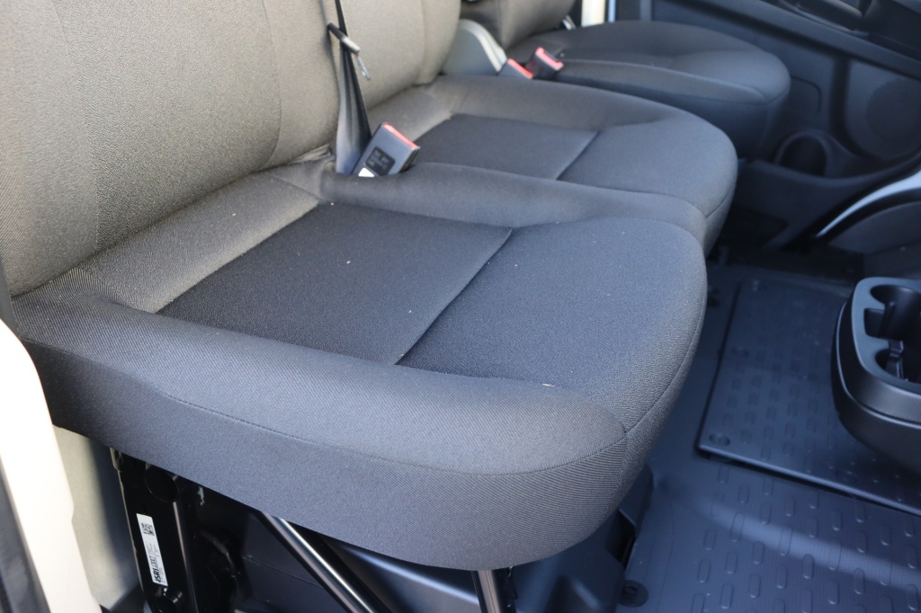 PEUGEOT Boxer 435 L3H2 2.2 BlueHDi 140 hp S&S Aut.8 - ref: 7-40580 - Photo 13