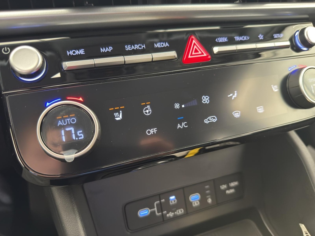 HYUNDAI Tucson Comfort 1.6 Gasoline 160hp - ref: 7-40663 - Photo 19