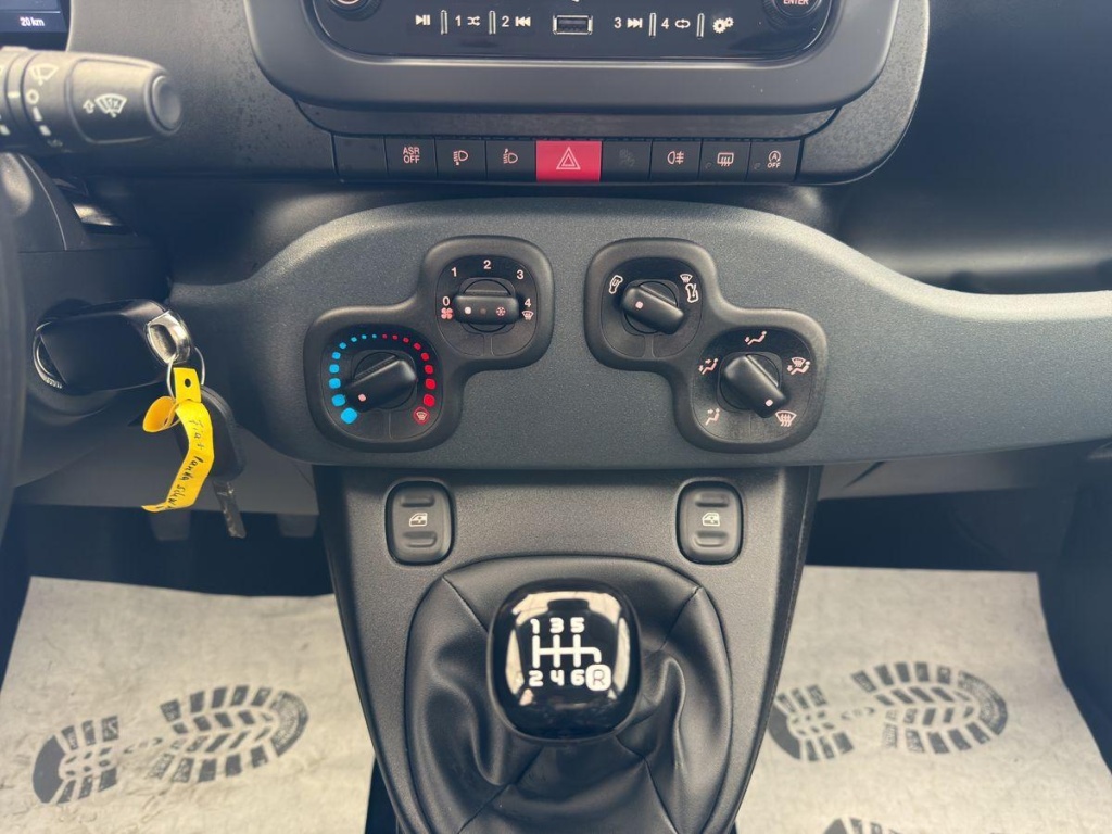 FIAT Panda Cross 1.0 Gasoline 69hp - ref: 7-41955 - Photo 14