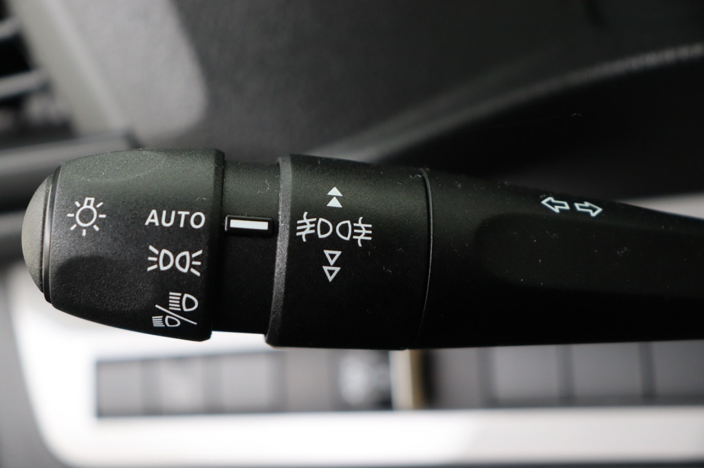 PEUGEOT Expert Long 2,0 BlueHDi 145 hp EAT8 - ref: 7-42162 - Photo 17