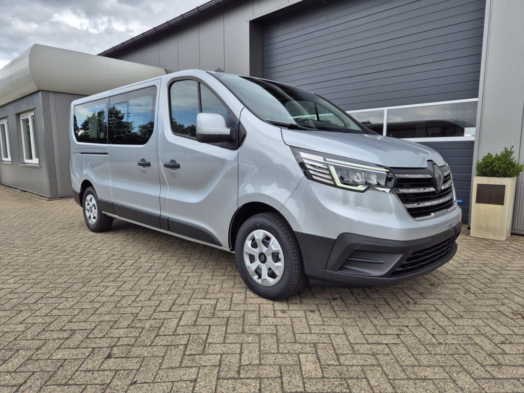 RENAULT Trafic Evolution 2.0 Diesel 150hp auto - ref: 7-43437 - Photo 7