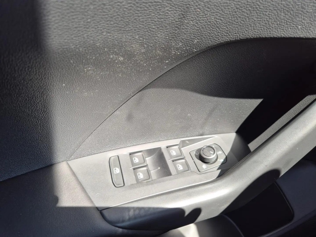 VOLKSWAGEN T-Cross 1.0 TSI - ref: 7-43491 - Photo 13