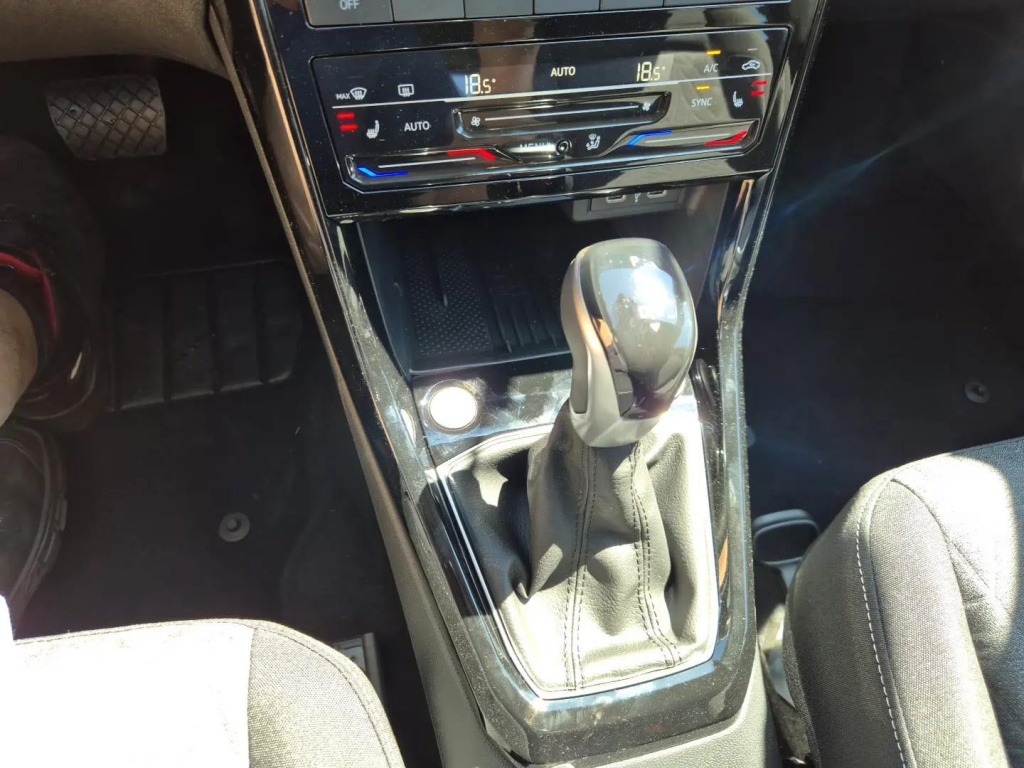 VOLKSWAGEN T-Cross 1.0 TSI - ref: 7-43491 - Photo 20