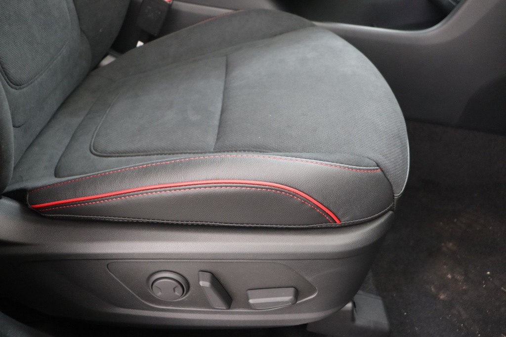 HYUNDAI Tucson Feel N-line 1.6 T-GDi HEV 239 hp 6AT - ref: 7-44136 - Photo 15