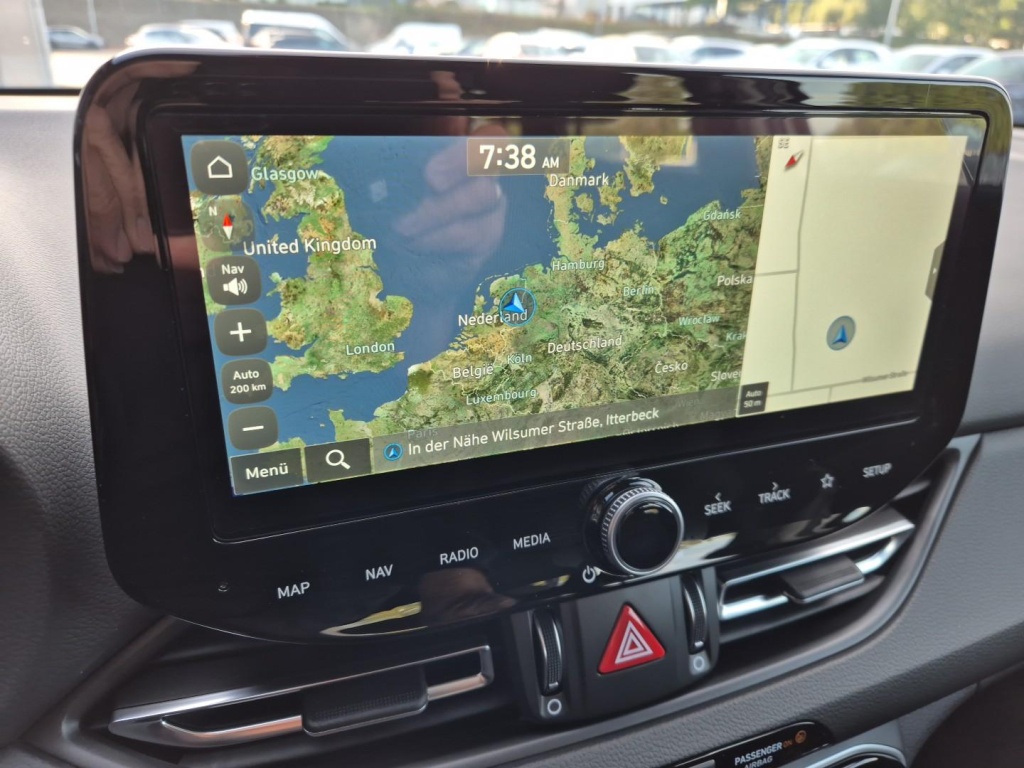 HYUNDAI i30 1.5 Gasoline 97hp - ref: 7-44215 - Photo 17