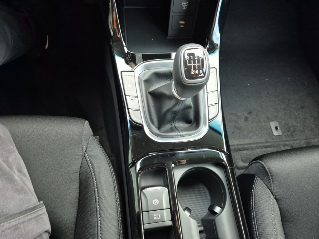 HYUNDAI i30 1.5 Gasoline 97hp - ref: 7-44215 - Photo 20