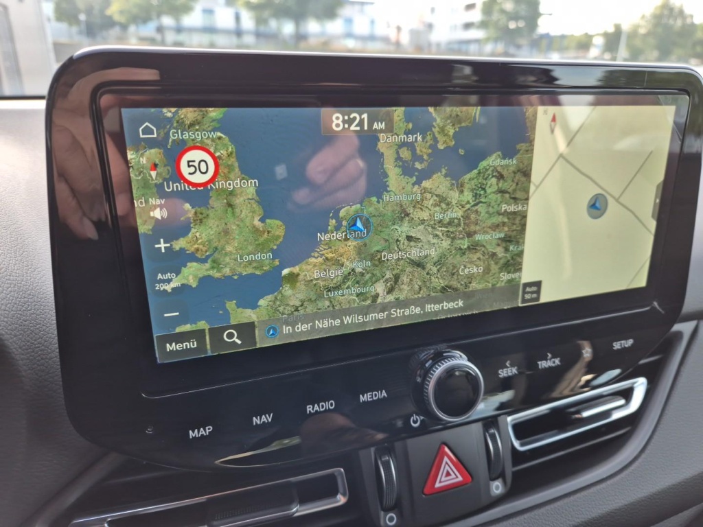 HYUNDAI i30 1.5 Gasoline 97hp - ref: 7-44223 - Photo 17