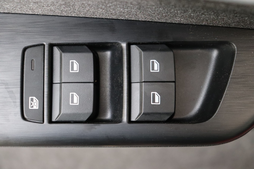 MG ZS Standard 1,5L 115 hp  - ref: 7-44351 - Photo 17