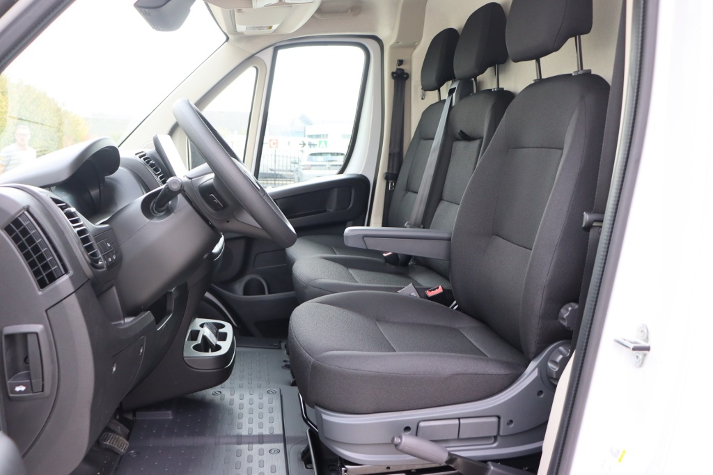 OPEL Movano 3500 Heavy L3H2  2.2 Turbo D 140 hp AT8 S/S - ref: 7-44364 - Photo 11