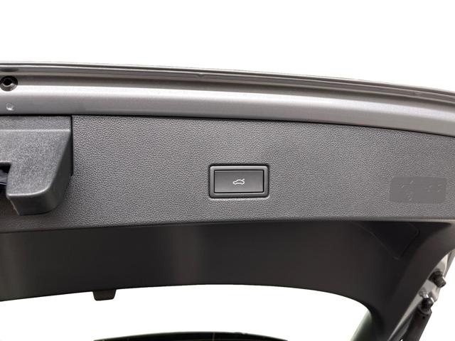 VOLKSWAGEN T-Roc Black Edition/Silver Edition Style Black Edition 1.5 TSI 150PS/110kW... - ref: 7-45006 - Photo 10