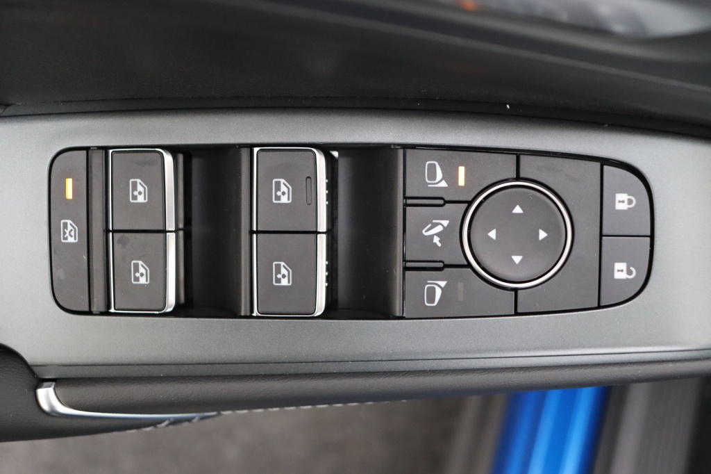 NISSAN Qashqai N-Connecta + Cold pack + Glassroof 1.3 DIG-T Mild Hybrid 158 hp 2WD X-TRONIC - ref: 7-45116 - Photo 17