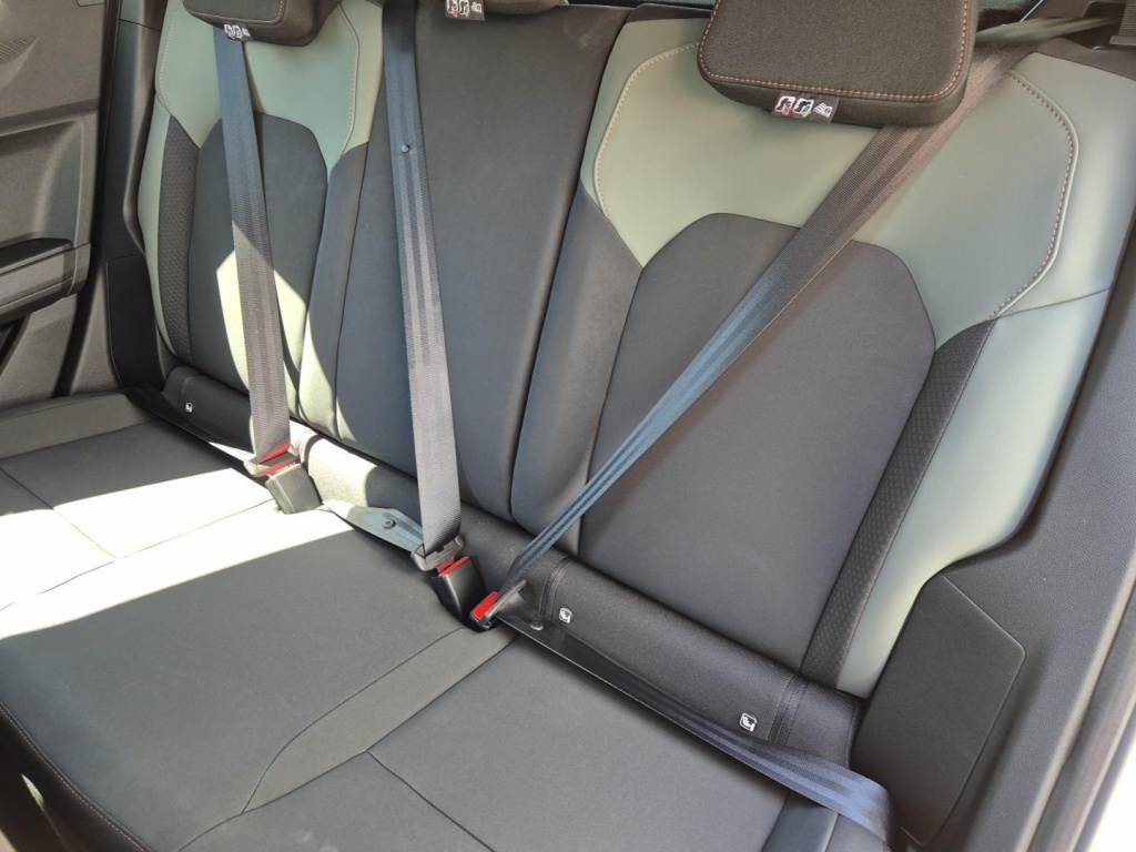 DACIA Duster 1.6 Hybrid 140hp - ref: 7-45251 - Photo 11