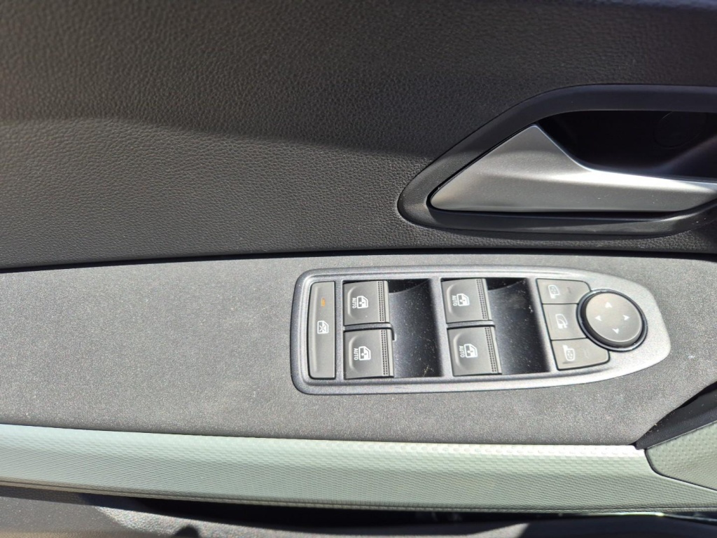 DACIA Duster 1.6 Hybrid 140hp - ref: 7-45251 - Photo 13