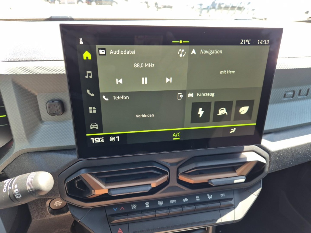 DACIA Duster 1.6 Hybrid 140hp - ref: 7-45251 - Photo 16