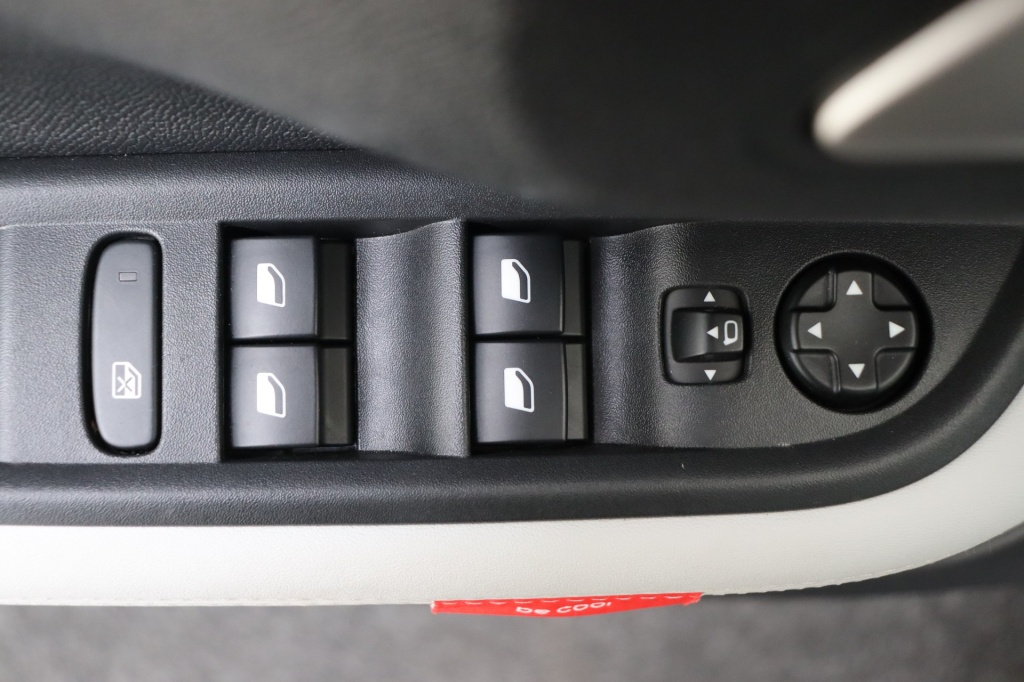 CITROEN C3 Aircross Hybrid 145 hp e-DSC6 MAX - ref: 7-45554 - Photo 17